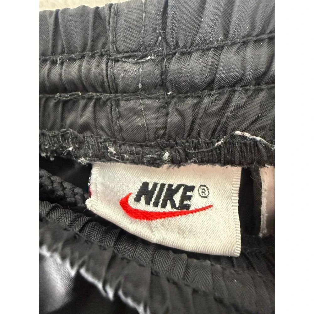 Nike windbreaker track